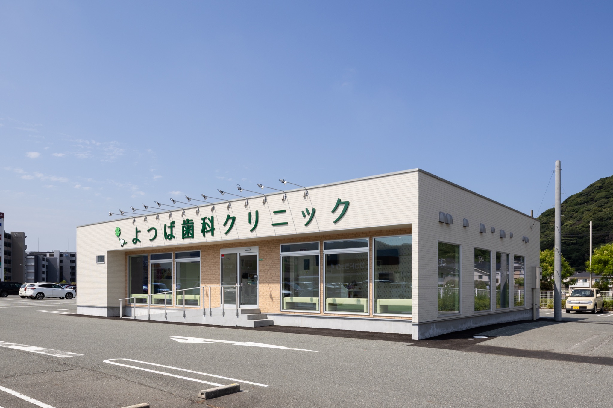 よつば歯科クリニック　ゆめモール下関院